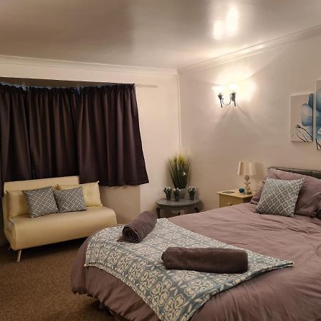 로치퍼드 Westbury House 빌라 외부 사진