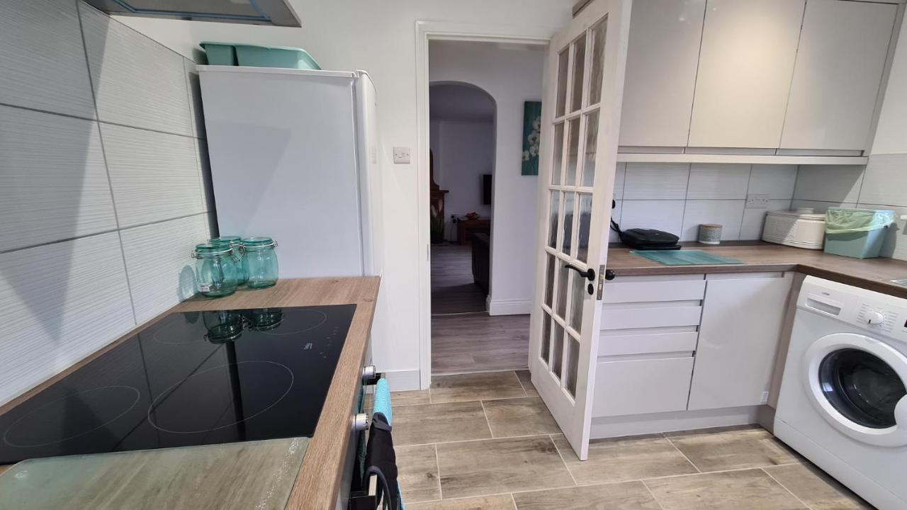 로치퍼드 Westbury House 빌라 외부 사진